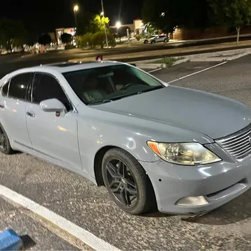 2007 Lexus LS 460 Sedan