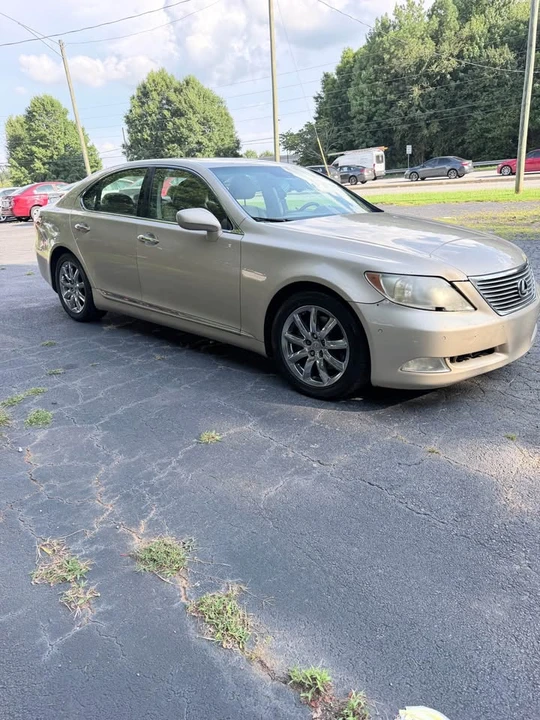 2007 Lexus LS 4th Gen - Image 2 of 14