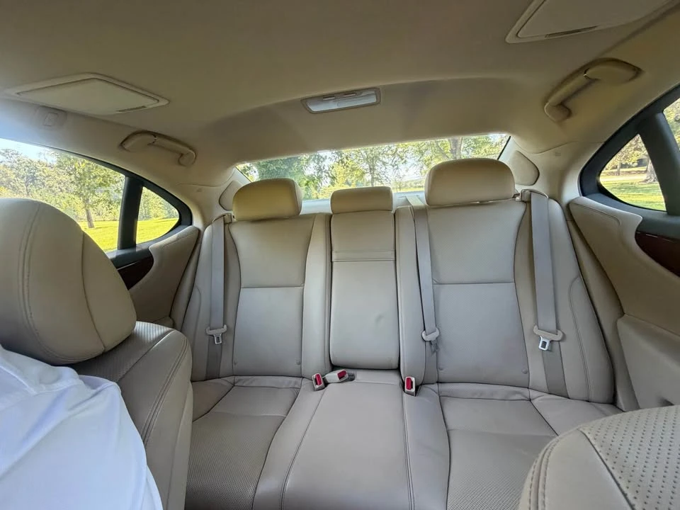 2007 Lexus LS 4th Gen - Image 8 of 9