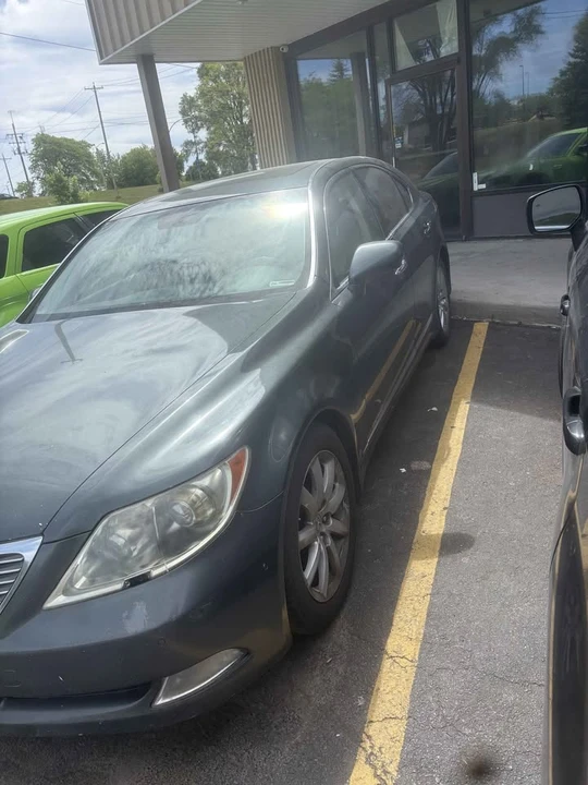 2007 Lexus LS 4th Gen - Image 3 of 7