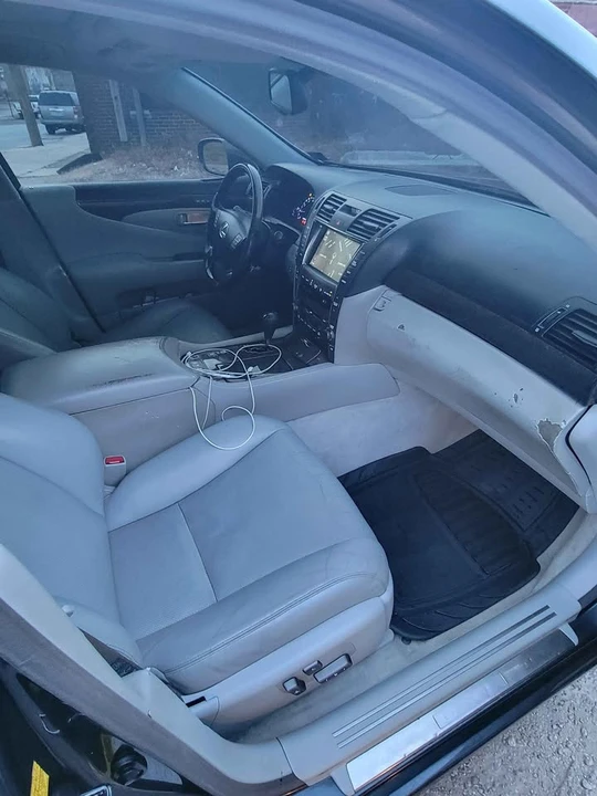 2007 Lexus LS 4th Gen - Image 5 of 9