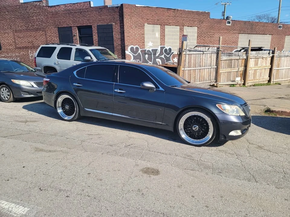 2007 Lexus LS 4th Gen - Image 4 of 9