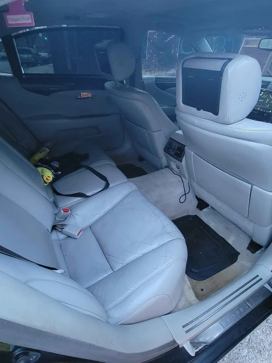2007 Lexus LS 4th Gen - Image 6 of 9
