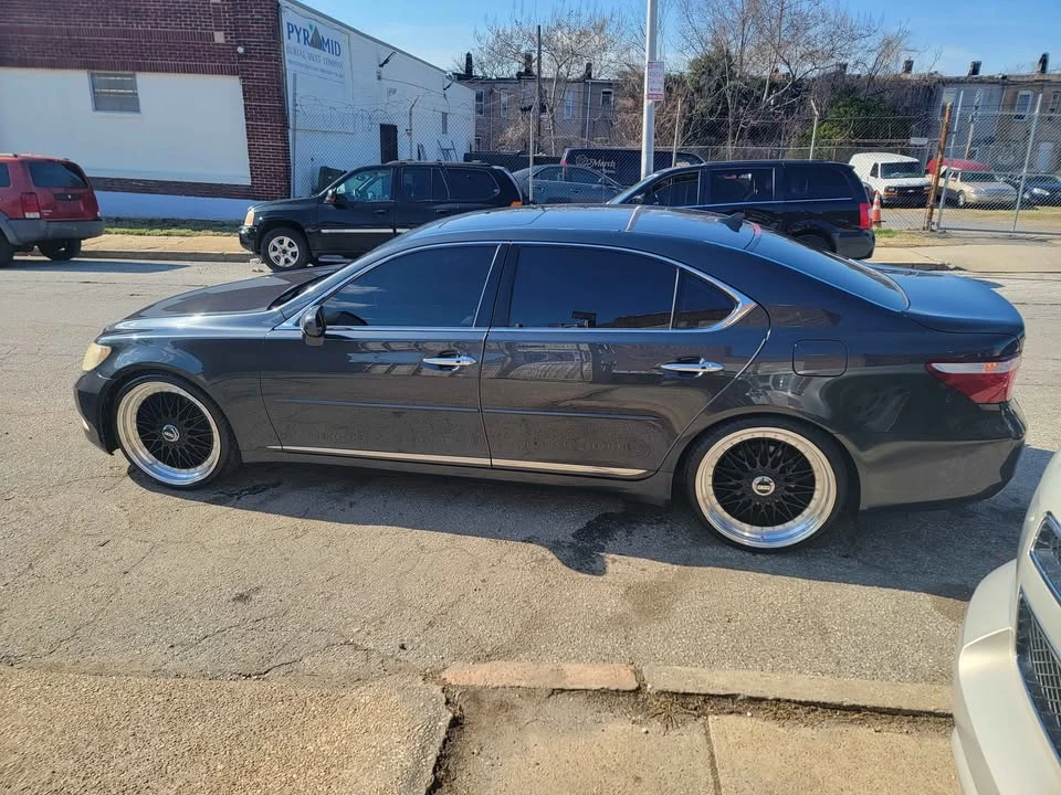 2007 Lexus LS 4th Gen - Image 2 of 9