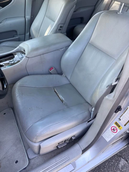 2007 Lexus LS 4th Gen - Image 9 of 19