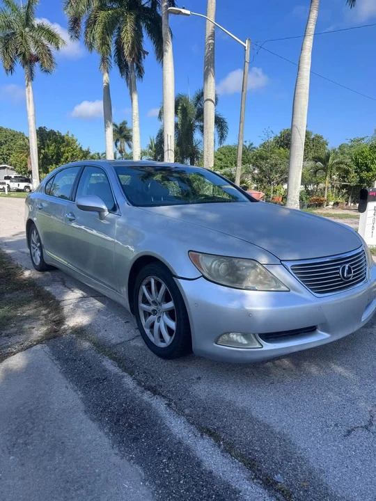 2007 Lexus LS 4th Gen - Image 4 of 19