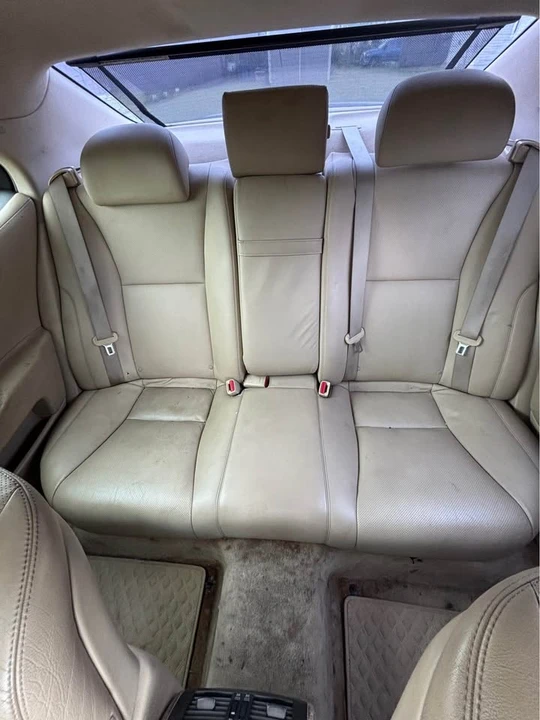 2007 Lexus LS 4th Gen - Image 12 of 13