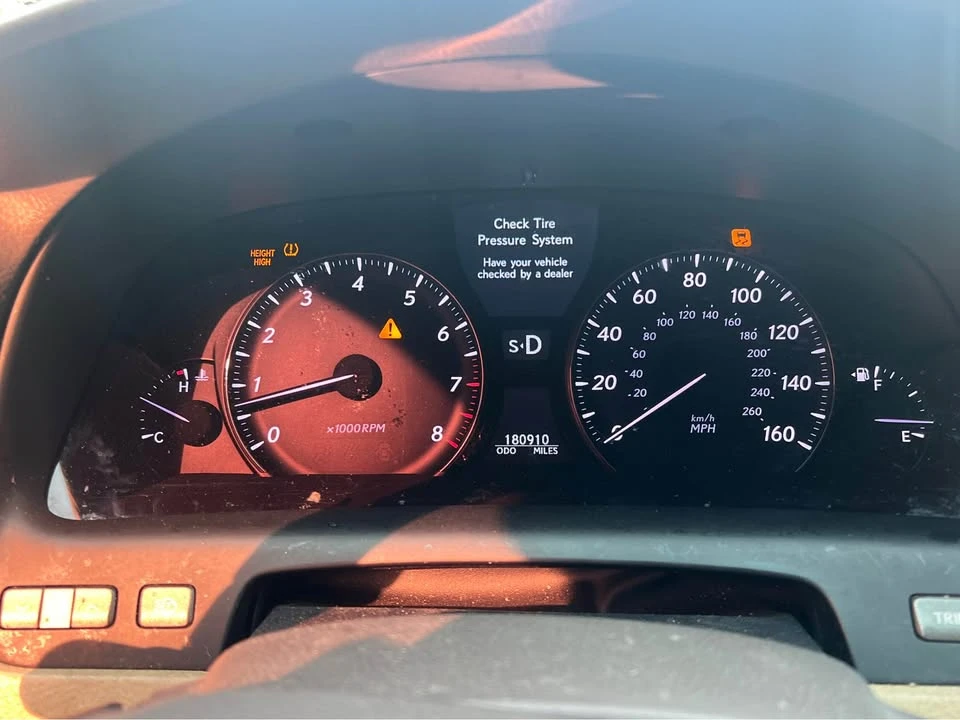 2007 Lexus LS 4th Gen - Image 10 of 10