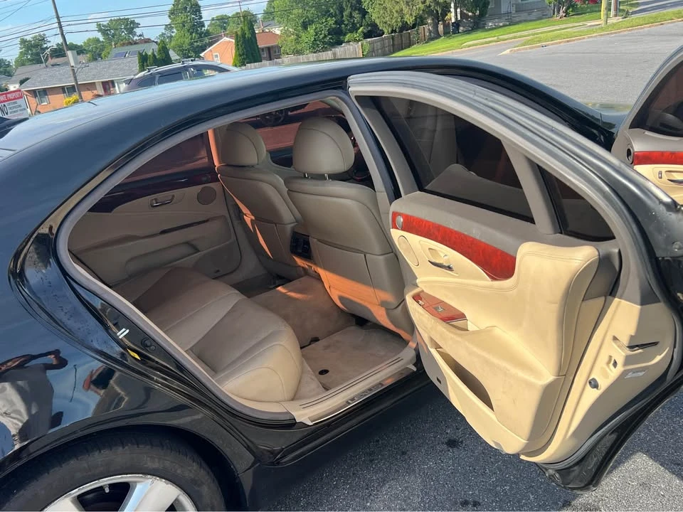 2007 Lexus LS 4th Gen - Image 7 of 10