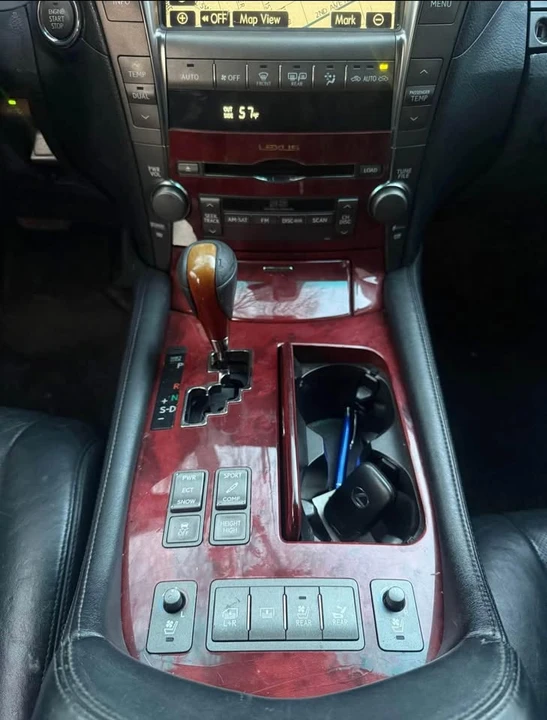 2007 Lexus LS 4th Gen - Image 7 of 11