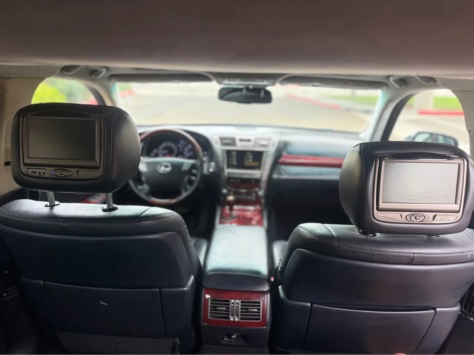 2007 Lexus LS 4th Gen - Image 17 of 18