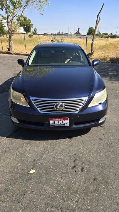2007 Lexus LS 4th Gen - Image 8 of 16