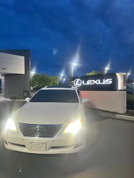 2007 Lexus LS 460 L Sedan 4D