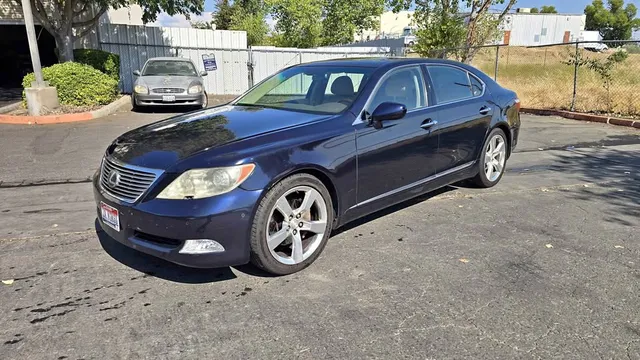2007 Lexus LS 460 L Sedan 4D
