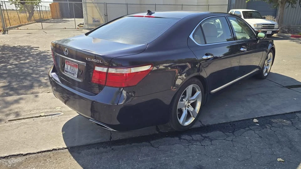 2007 Lexus LS 4th Gen - Image 5 of 16