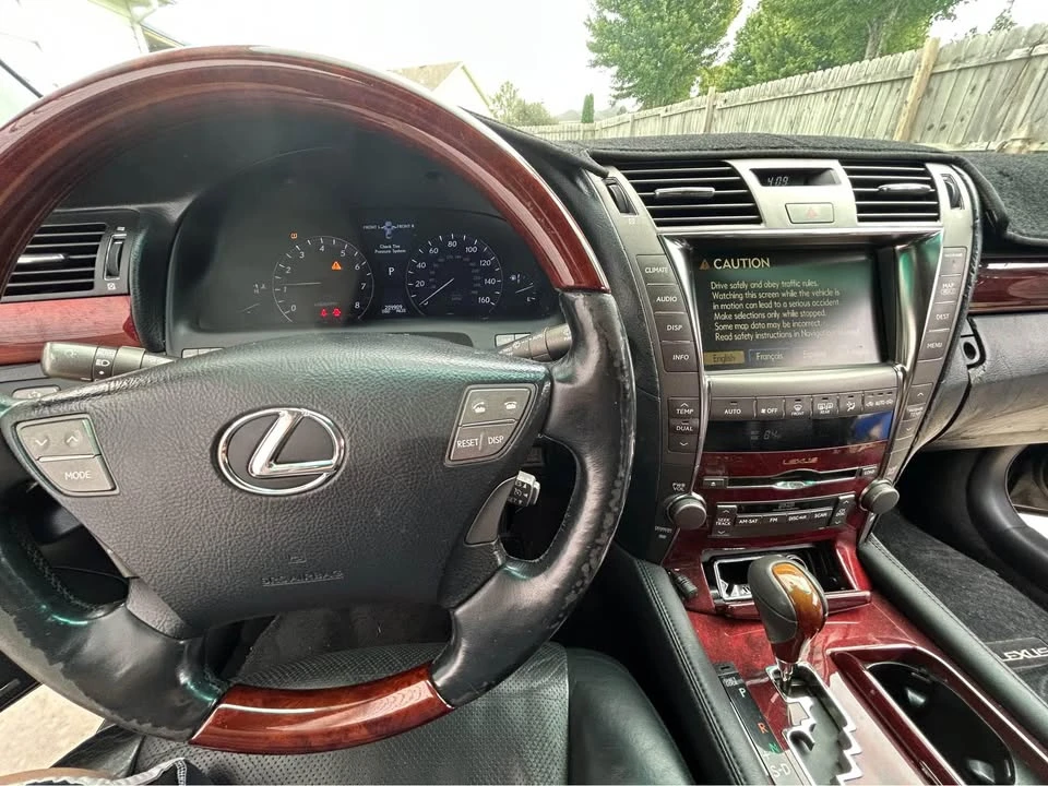 2007 Lexus LS 4th Gen - Image 6 of 10