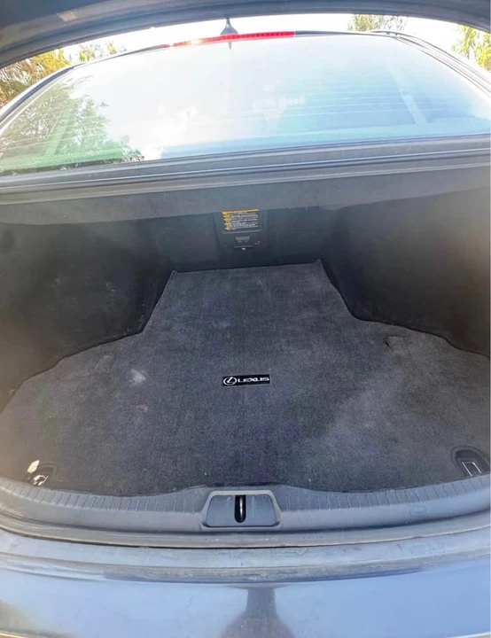 2007 Lexus LS 4th Gen - Image 13 of 20