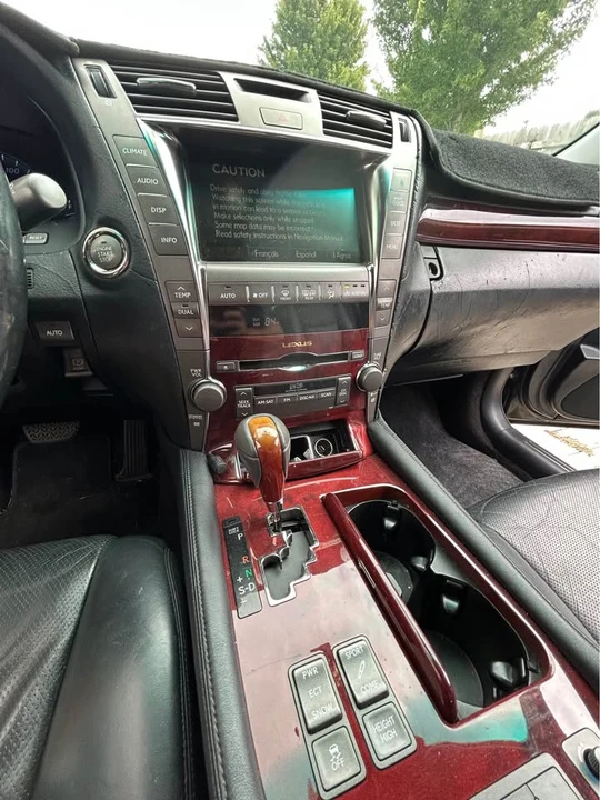 2007 Lexus LS 4th Gen - Image 4 of 10