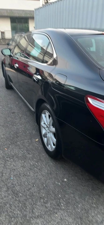 2007 Lexus LS 4th Gen - Image 6 of 9