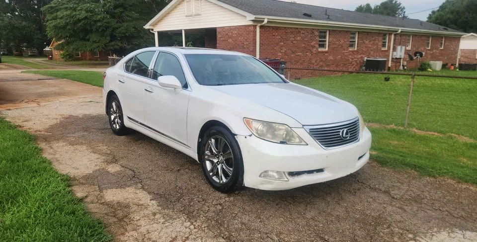 2007 Lexus LS 4th Gen - Image 6 of 9