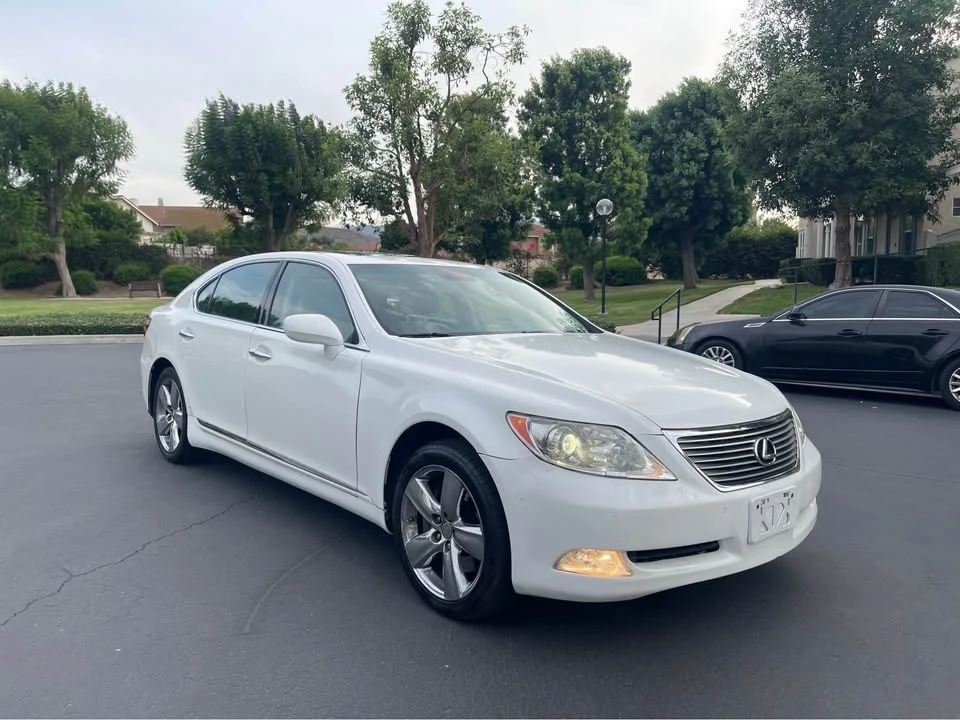 2007 Lexus LS 4th Gen - Image 3 of 18