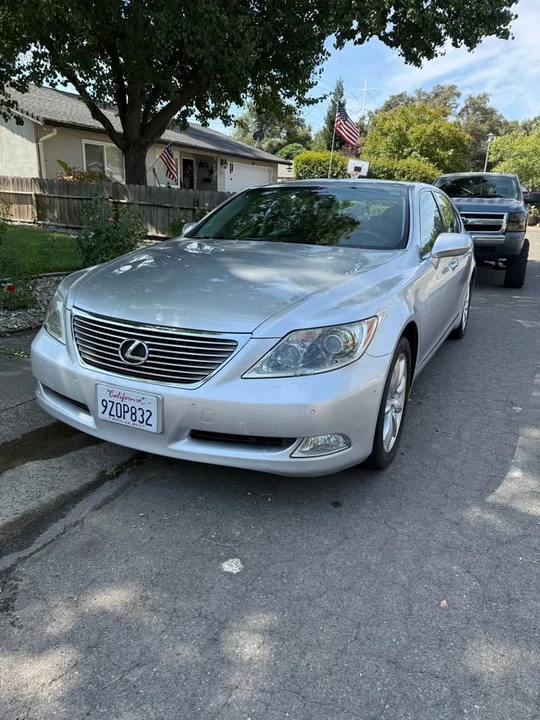 2007 Lexus LS 4th Gen - Image 4 of 16