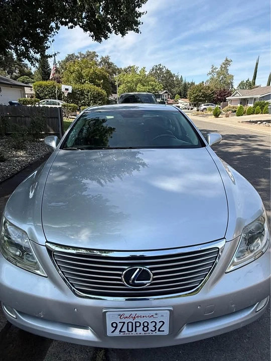2007 Lexus LS 4th Gen - Image 15 of 16