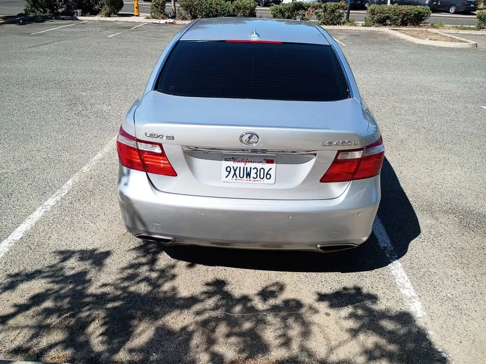 2007 Lexus LS 4th Gen - Image 3 of 8