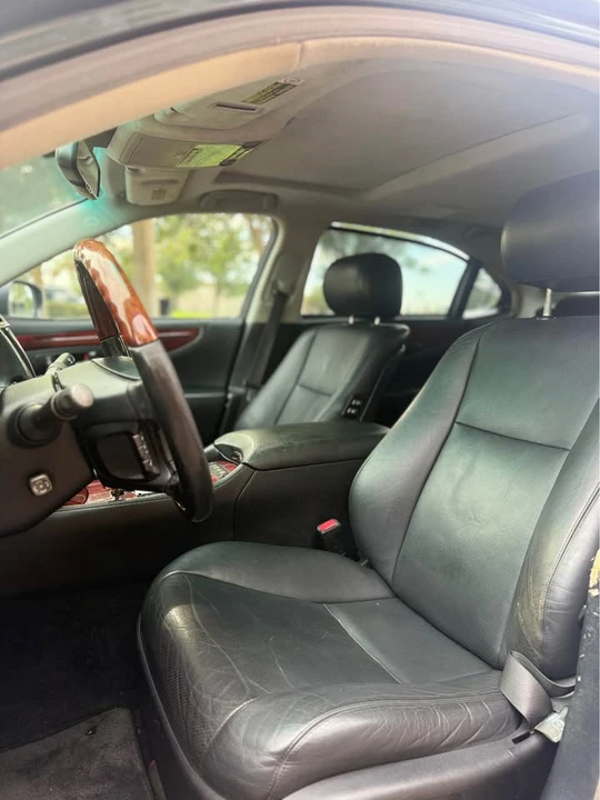 2007 Lexus LS 4th Gen - Image 10 of 18