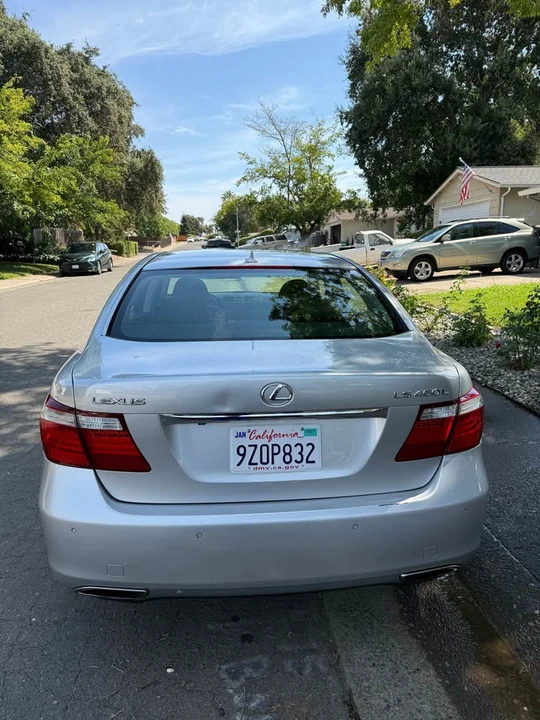 2007 Lexus LS 4th Gen - Image 6 of 16