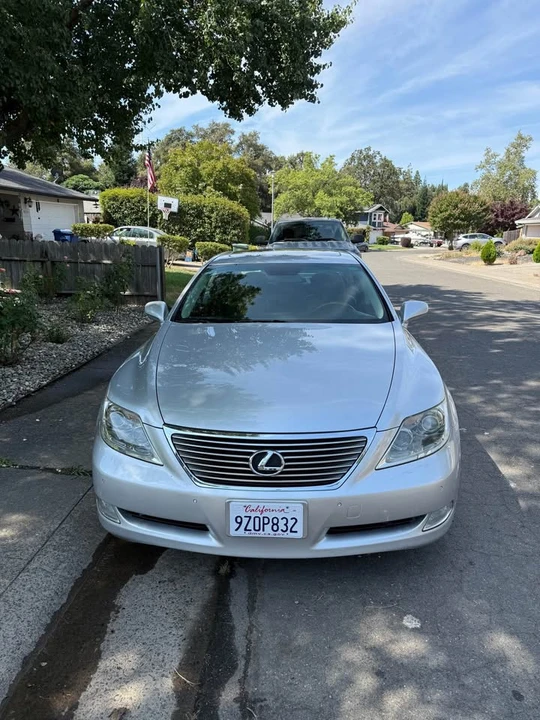 2007 Lexus LS 4th Gen - Image 3 of 16