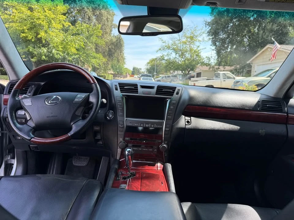 2007 Lexus LS 4th Gen - Image 7 of 16