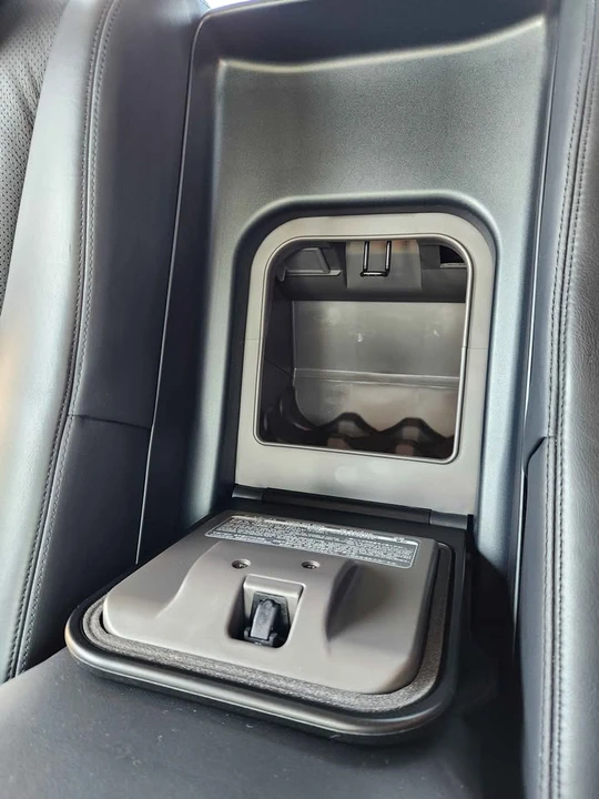 2007 Lexus LS 4th Gen - Image 10 of 14