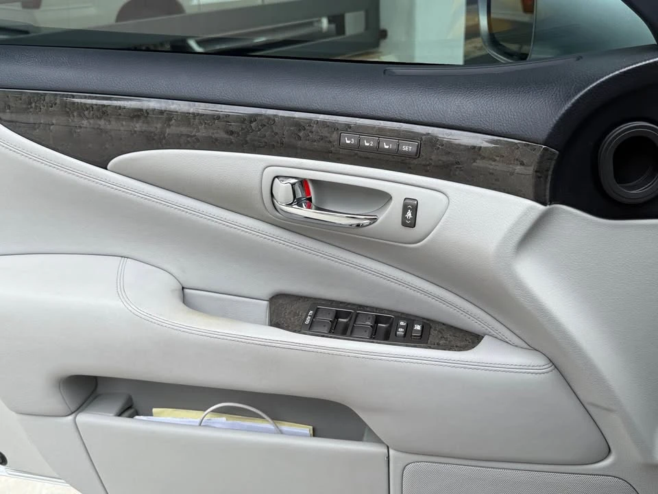 2007 Lexus LS 4th Gen - Image 18 of 20