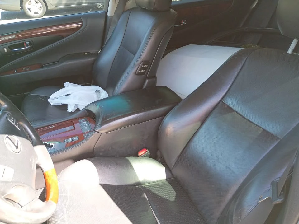 2007 Lexus LS 4th Gen - Image 7 of 8