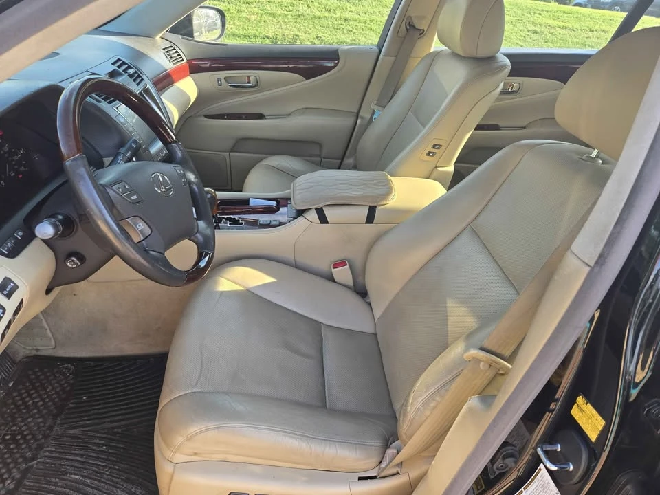 2007 Lexus LS 4th Gen - Image 8 of 10
