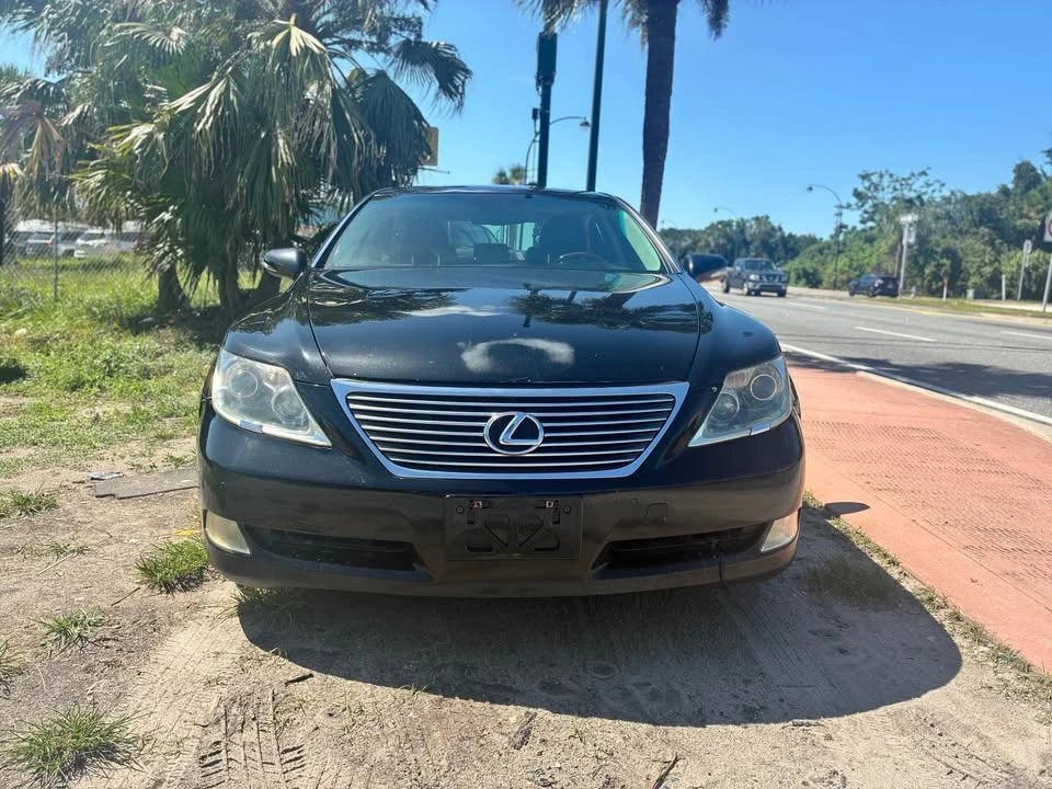 2007 Lexus LS 4th Gen - Image 4 of 10