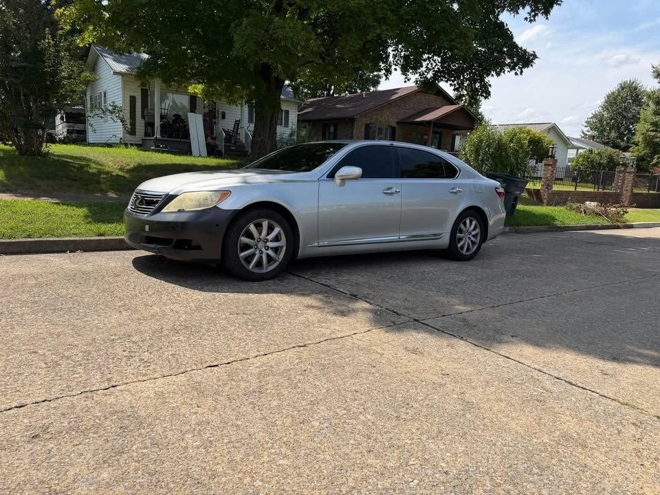 2007 Lexus LS 4th Gen - Image 4 of 7