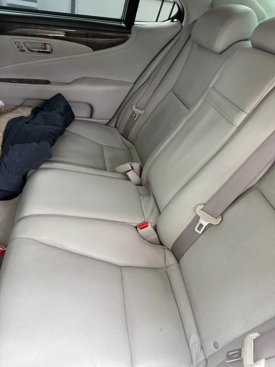 2007 Lexus LS 4th Gen - Image 12 of 20