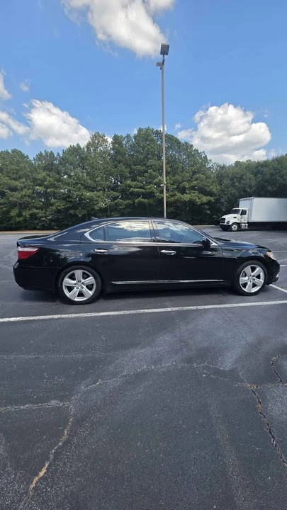 2007 Lexus LS 4th Gen - Image 2 of 20