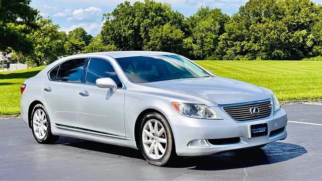 2007 Lexus LS 460 L Sedan 4D