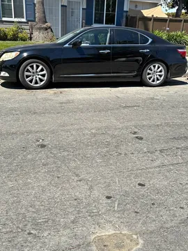 2007 Lexus LS 460 L Sedan 4D