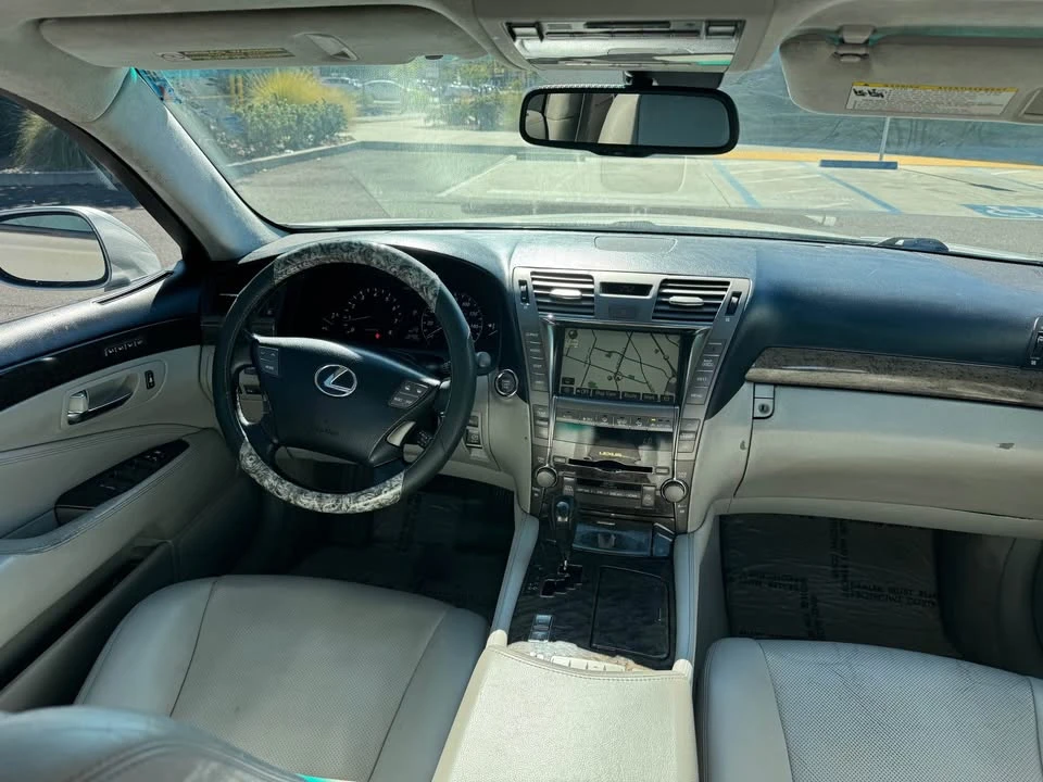 2007 Lexus LS 4th Gen - Image 11 of 20