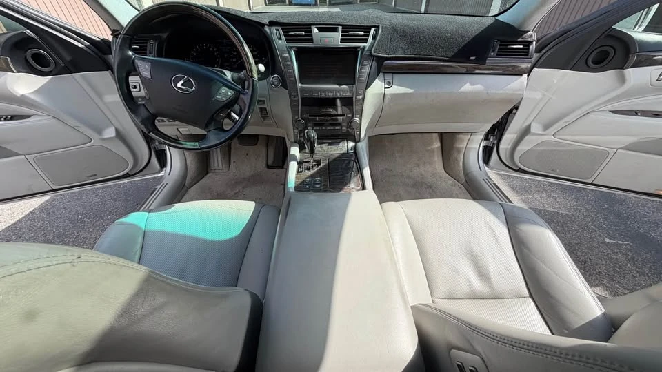 2007 Lexus LS 4th Gen - Image 8 of 8