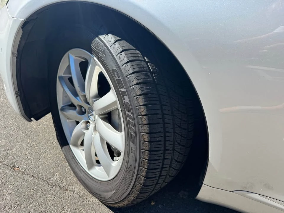 2007 Lexus LS 4th Gen - Image 10 of 20