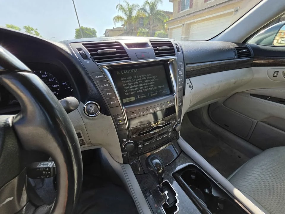 2007 Lexus LS 4th Gen - Image 14 of 14