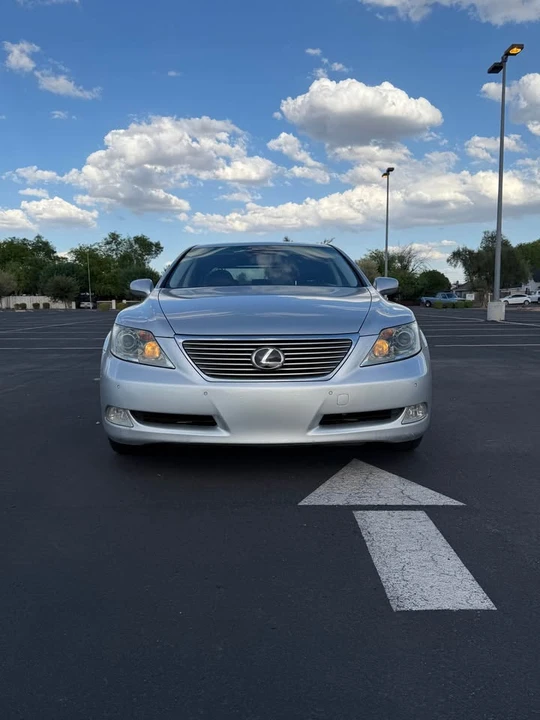 2007 Lexus LS 4th Gen - Image 2 of 20