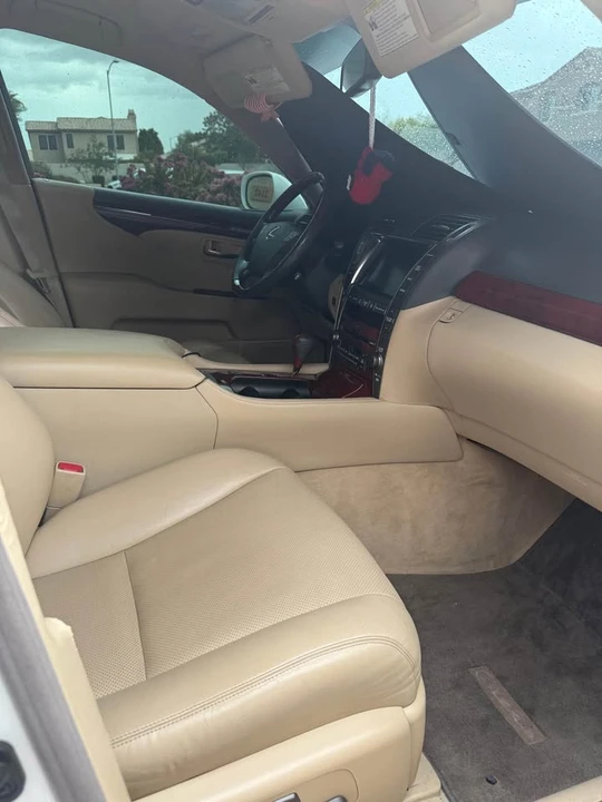 2007 Lexus LS 4th Gen - Image 6 of 10