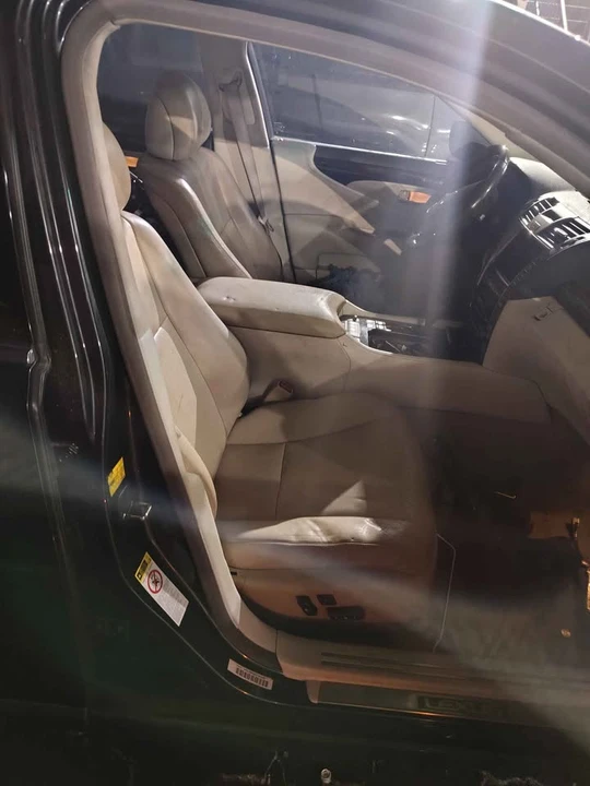 2007 Lexus LS 4th Gen - Image 6 of 8