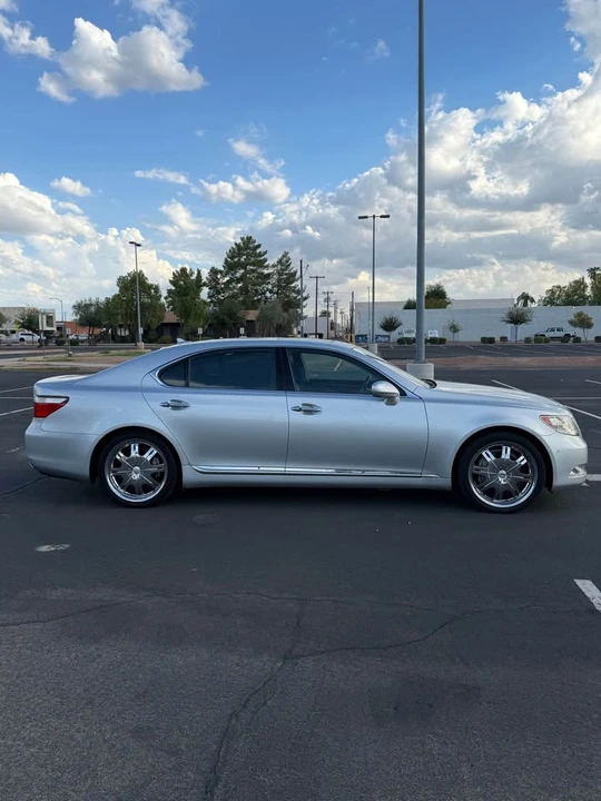 2007 Lexus LS 4th Gen - Image 4 of 20